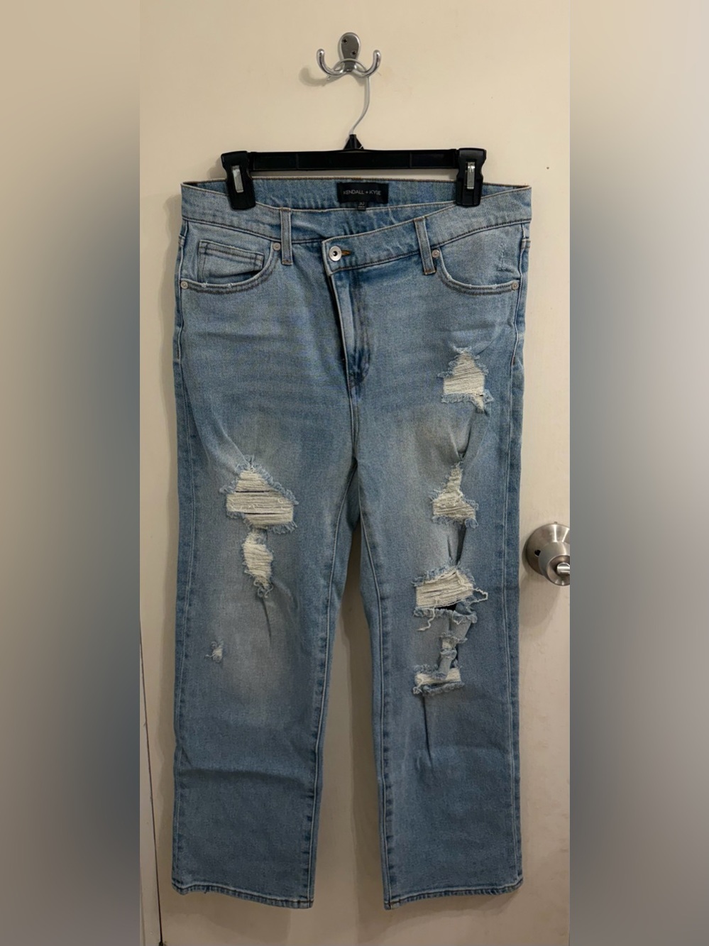 Kendall & Kylie Light Wash Ripped Boyfriend Jeans